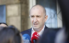 Радев обърна вота в смесените райони