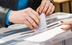 ПБ печели и вота в чужбина, ПБ-ДБ са втори