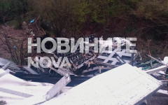 ТИР падна в пропаст - затвориха Прохода на Републиката