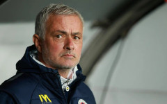 След слуховете за Реал Мадрид: Клуб от Висшата лига също иска Жозе Моуриньо за треньор