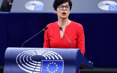 Марта Кос: ЕК все още обмисля дали да изплати на Сърбия средствата от Плана за растеж