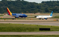 Пилоти предотвратиха сблъсък на два пътнически самолета