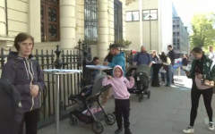 Рекорд: Над 2 000 българи гласуваха в секцията в Палмърс Грийн в Лондон