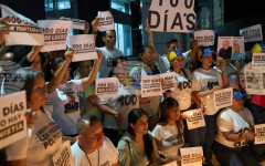 Венецуела преговаря със "Сименс" и "Дженерал електрик" за модернизация на електропреносната мрежа на страната