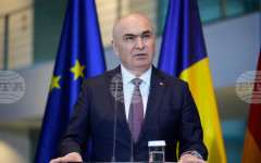 Румънският премиер Илие Боложан поздрави победителя на парламентарните избори в България Румен Радев