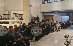 Представяне на книгата на Димо Узунов "Харизанска броеница" в Казанлък събра духовници, местна власт, културни дейци и общественици