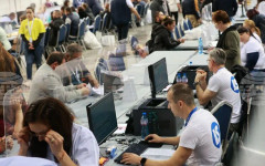 Приемането на протоколите на секционните комисии не върви бързо, според председателите на 23-та и 25-та Районна избирателна комисия