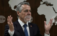 ЕС прие палестинския премиер на конференция за мира и сигурността в Газа и на Западния бряг