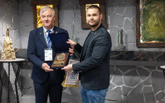 Световни полицаи се дивят на творби от Ставри Калинов