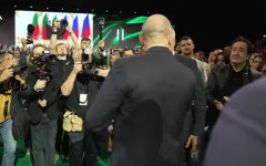 Обещания от лице на формацията на Радев какво предстои, докато ГЕРБ настига ПП-ДБ