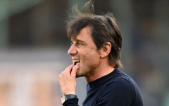 Тифозите на Наполи поискаха оставката на Конте