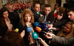 Йотова свиква 52-рото НС следващата седмица, убедена е в кабинет с първия мандат