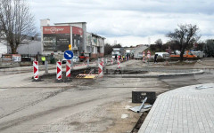 От 22-ри до 24 април ще има промени в движението в западния край на Казанлък заради асфалтиране на новото кръгово кръстовище