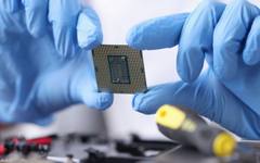 AI изяжда евтините чипове за масовите устройства