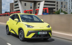 Новите електромобили във Великобритания вече са по-евтини от бензиновите