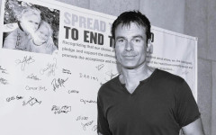 Обичаният актьор Патрик Мълдун почина внезапно на 57 години