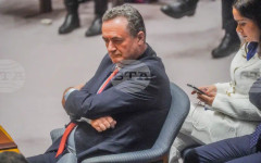 Ливанското движение "Хизбула" ще бъде разоръжено по военен и дипломатически път, каза израелски министър