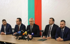 Костадинов: За ГЕРБ обратното броене започна, над водата ги държат само техните кметове