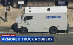 Като на кино: Двама въоръжени ограбиха инкасо автомобил във Филаделфия и изчезнаха с $1,8 милиона