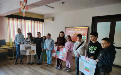 Ученици с възпоменателно тържество за 150 години от Априлското въстание в библиотеката в Смолян