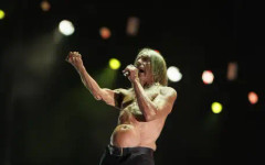 След тонове наркотици и алкохол: Кръстникът на пънка Иги Поп стана на 79 г.