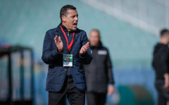 Томаш сменя Генчев в Локо София