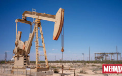 Петролът поевтинява на фона на очакванията за преговори между САЩ и Иран през тази седмица