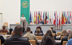 Цената на дървата за огрев остава в размер на 37 евро за кубичен метър, съобщи директорът на ДГС - Стара Загора Иван Чергеланов