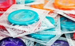 Войната в Иран стигна и до спалнята: Презервативите поскъпват