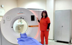 Болки в гърба и фрактури, получени при минимални травми и падания могат да са първи симптоми на остеопороза