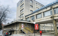 Футболни фенове от Велико Търново нападнаха запалянко от противников отбор и го ограбиха