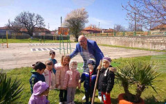 Държавното горско стопанство в Разград отбеляза Седмицата на гората с инициативи, съчетаващи екологично възпитание и почит към историята