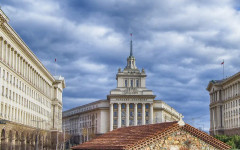 Предизвикателствата пред новото правителство - редовен бюджет и енергийна криза