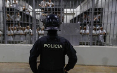 Ел Салвадор започва колективен процес срещу 486 членове на банда