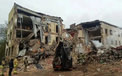 Русия хвърли тежка 1500-килограмова бомба по центъра на Славянск