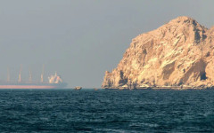 Страните от Персийския залив се страхуват преговорите да не затвърдят иранския контрол върху Ормузкия проток