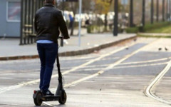 14-годишно момиче пострада при удар между автомобил и електрическа тротинетка в Русе