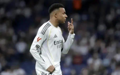 Килиан Мбапе хареса публикация за Моуриньо в Реал Мадрид