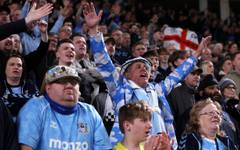 Победа на вярата: 5000 фенове на Ковънтри с безплатни сезонни билети във Висшата лига