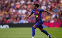 Астън Вила вади 50 милиона за Балде