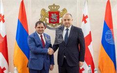 ГПБ: Арменският министър на отбраната се срещна в Тбилиси с грузинския си колега