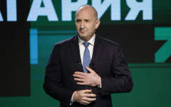 Киев призова Румен Радев да не блокира подкрепата на ЕС