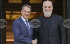 Гръцкият премиер Кириакос Мицотакис и албанският му колега Еди Рама обсъдиха напредъка в гръцко-албанските отношения на среща в Атина