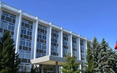 Ремонт срязал кабелите на посолството на Москва