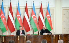АЗЕРТАДЖ: Азербайджанският президент се срещна в Баку с латвийския си колега