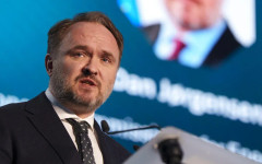 Еврокомисар: Войната в Близкия изток може да наруши летните почивки на европейците