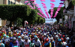 Предаването на живо на Giro d'Italia ще бъде по Eurosport 1 с повторения по Eurosport 2