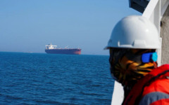 Военни представители от над 30 държави обсъждат възстановяването на корабоплаването в Ормузкия проток