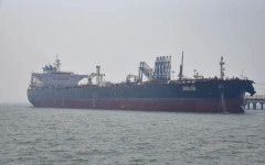 Азиатски кораби може да подновят преминаването през Ормузкия проток въпреки рисковете