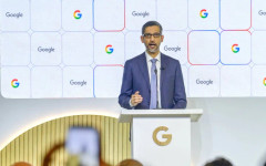 Google изостава в AI кодирането заради вътрешната си политика